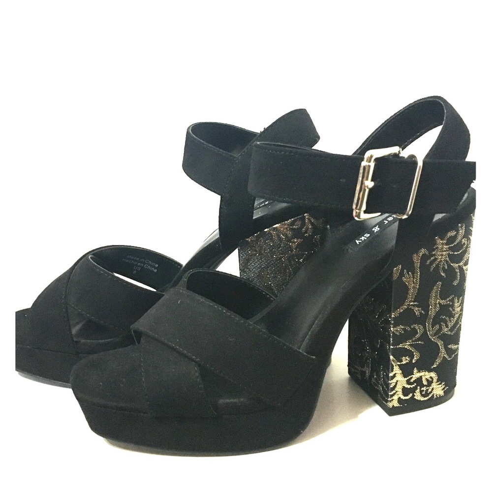 Parker and Sky Chunky platform sandals size 8